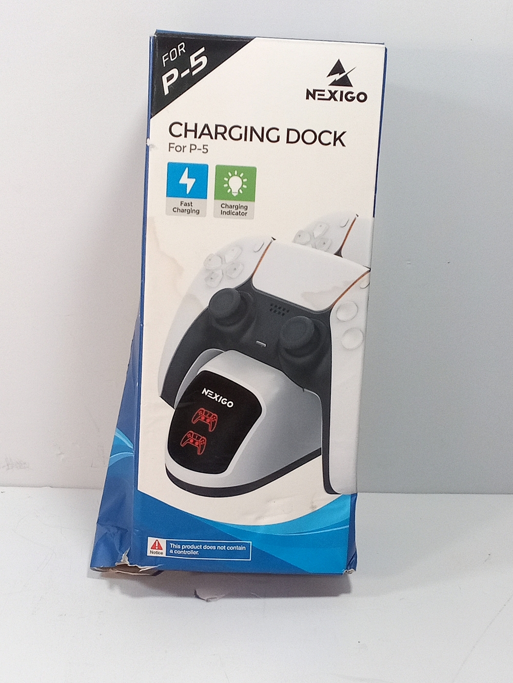 Nexigo P-5 PS5 Controller Charging Dock, Fast Charging, Indicator, USB, W/B(Z-13
